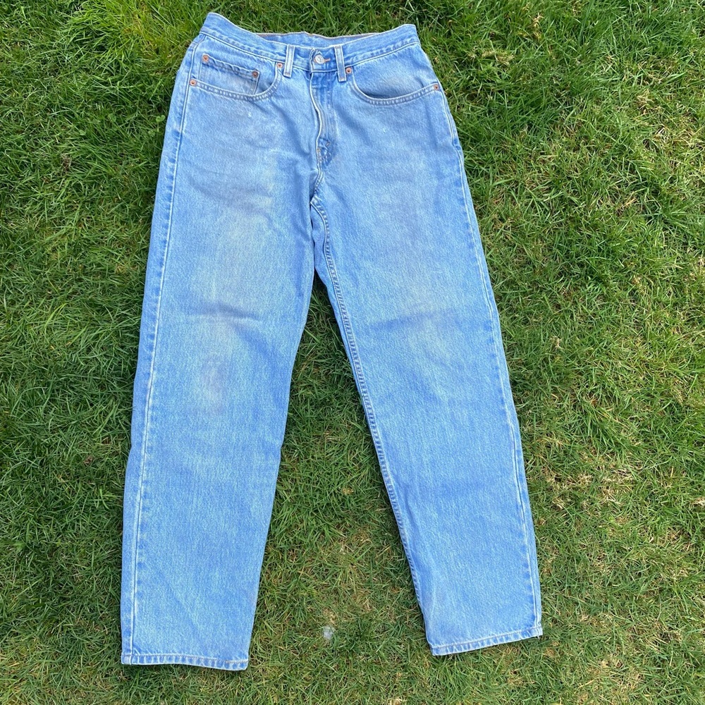 90’s levi’s 550 jeans 💙